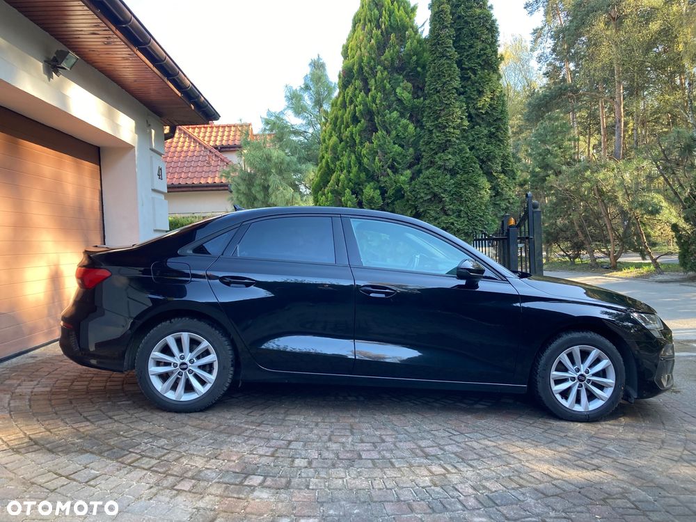 Audi A3 Limousine 35 TFSI Sport S tronic - 2