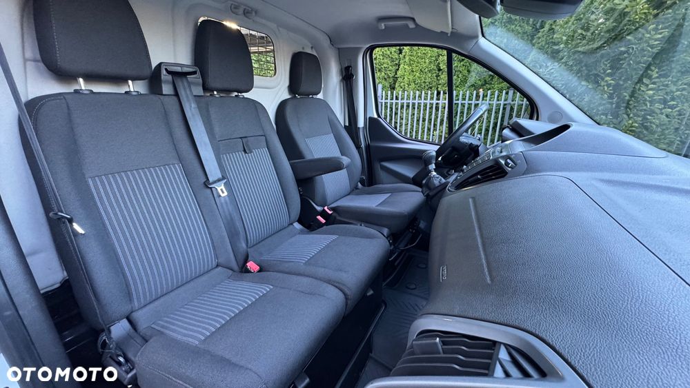 Ford Transit Custom L2H2 średni  xenon kamera idealny 2.2TDCI blaszak krótki L1H2 VAT FV faktura 23% 3 miejsca / osobowy blaszak podwójne drzwi z obu stron - 22