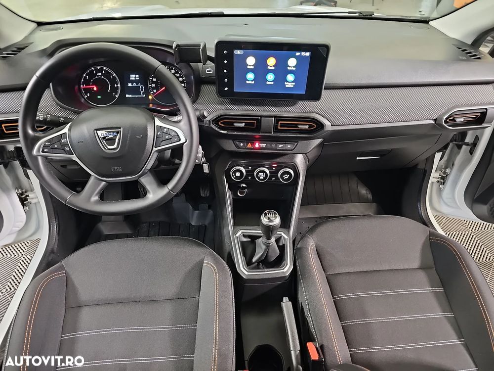 Dacia Sandero - 10