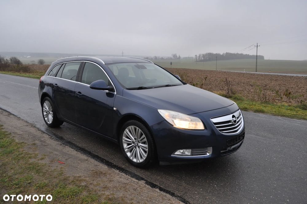 Opel Insignia - 1