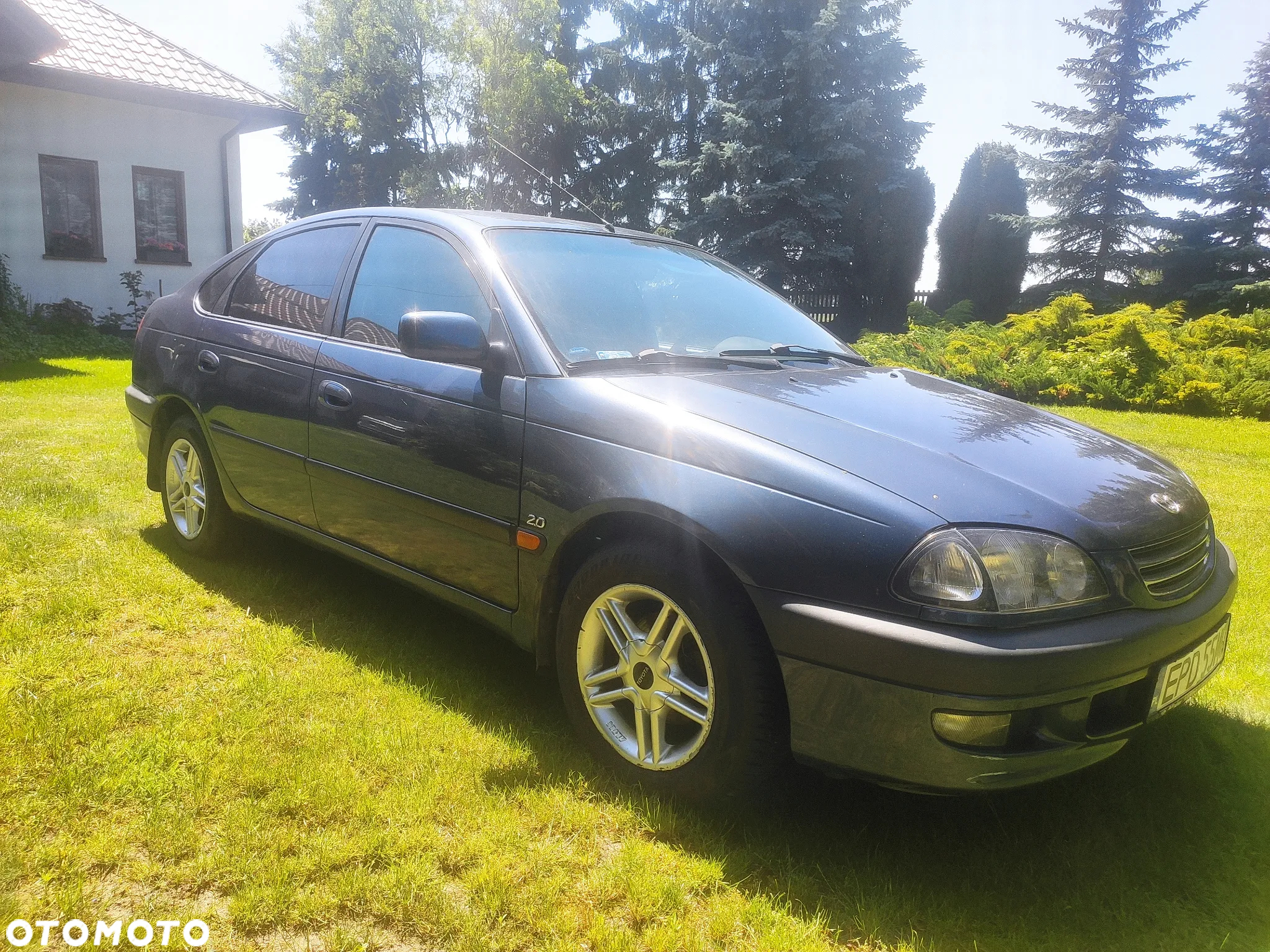Toyota Avensis 2.0 Sol - 6