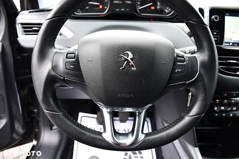 Peugeot 2008 BlueHDi 100 STOP & START Style - 12