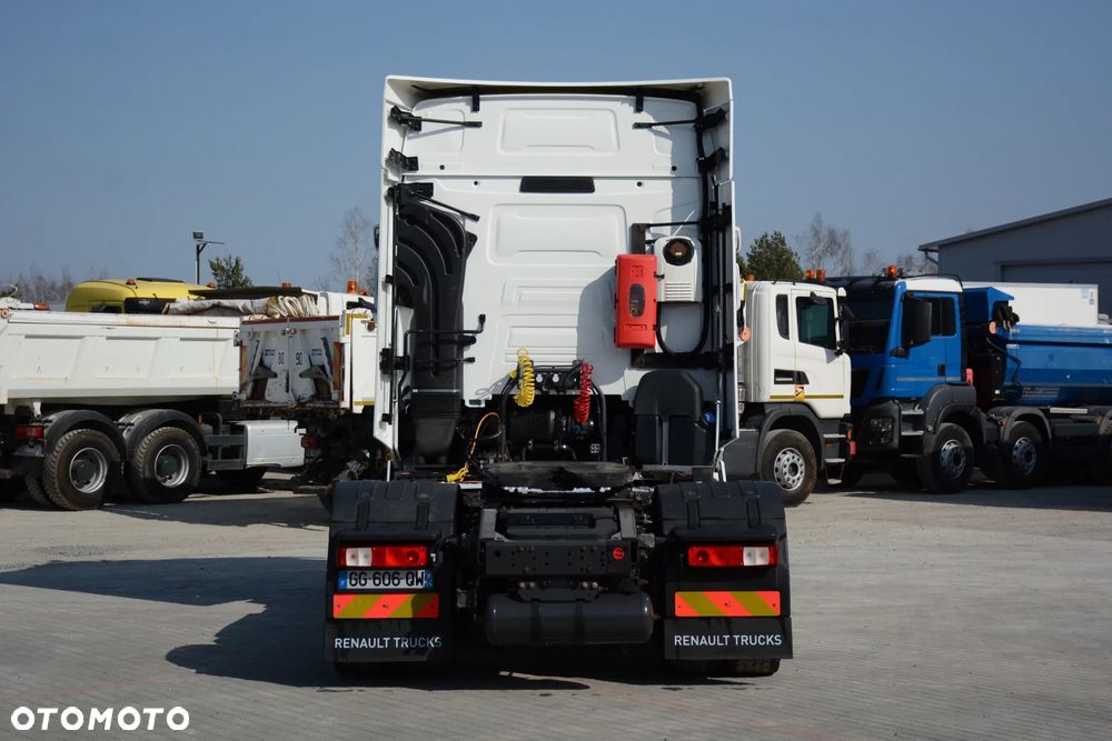 Renault T 520 Comfort / 2017r. / Cała na poduszkach / Kabina Salonka / 2 baki / Klima postojowa - 6