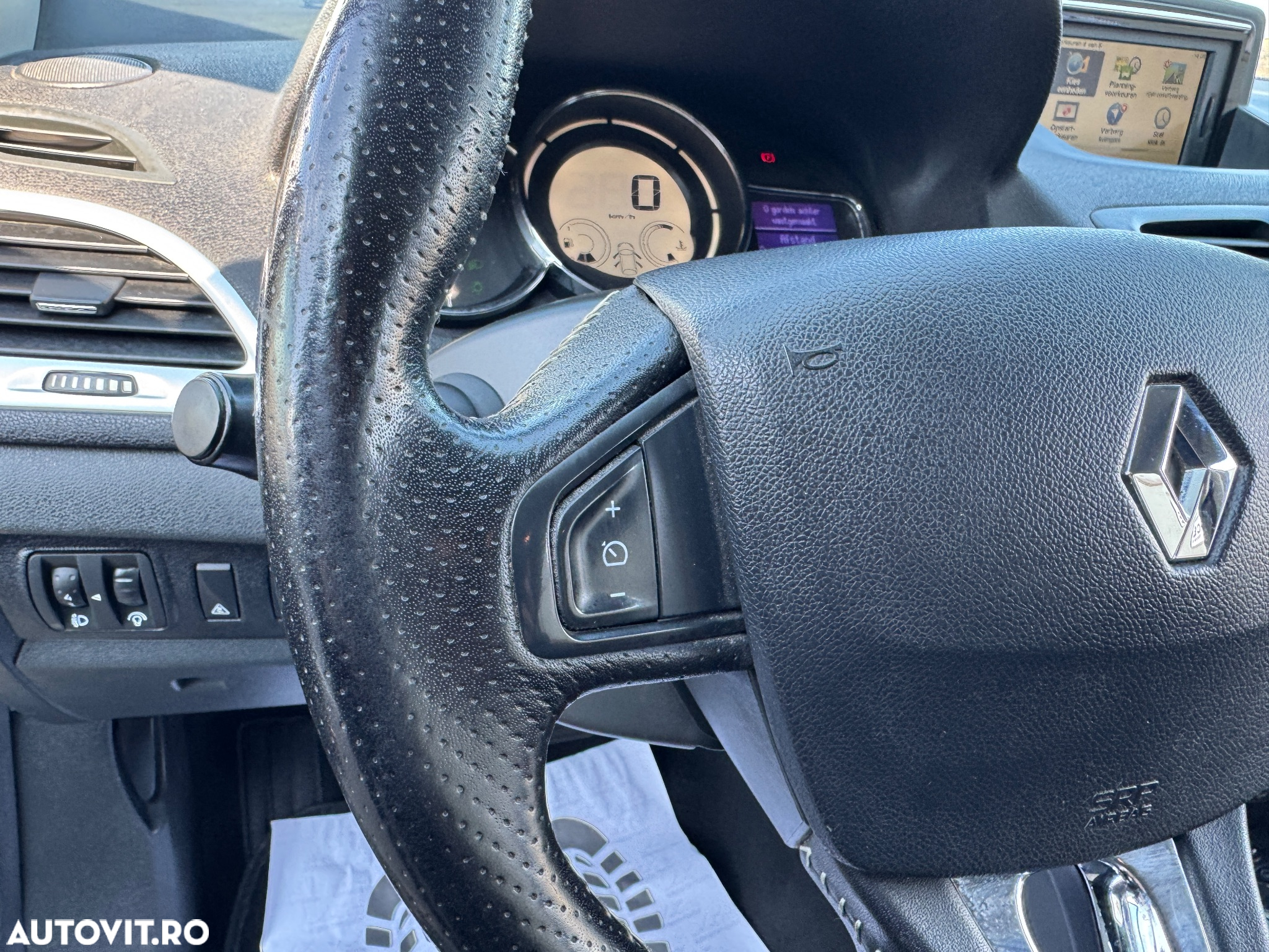 Renault Megane - 9