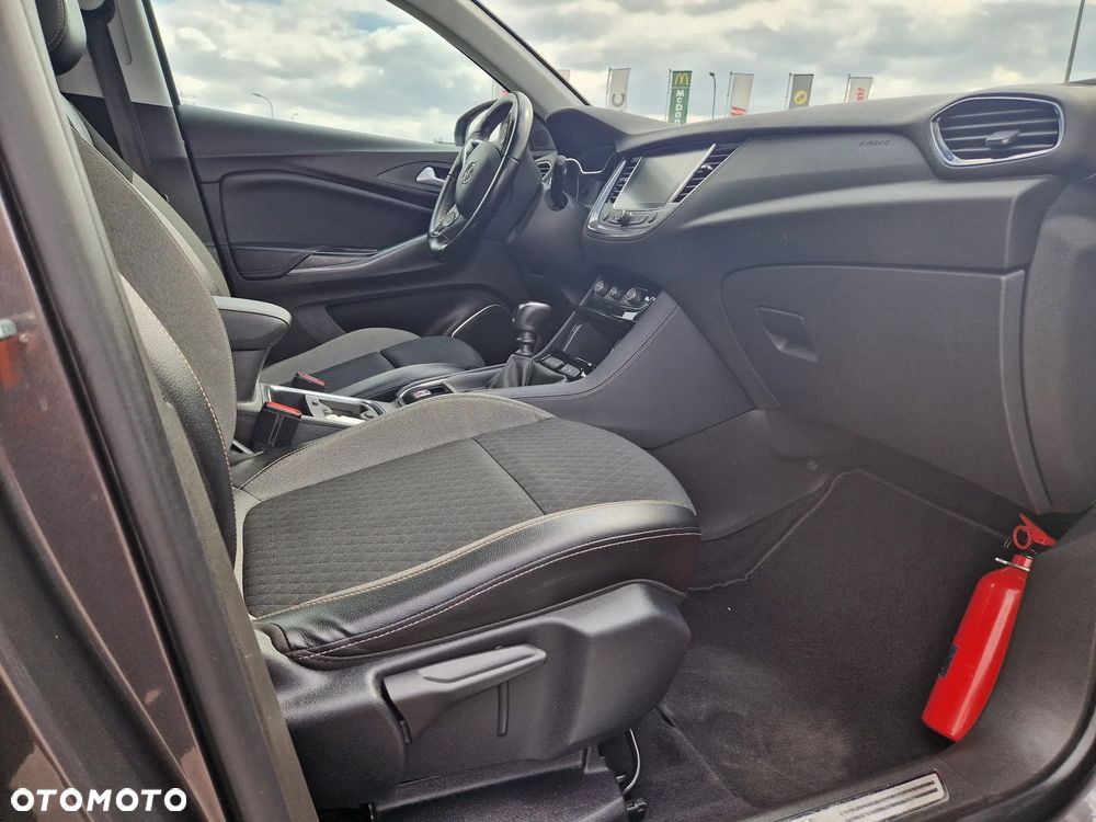 Opel Grandland X 1.2 Start/Stop Business INNOVATION - 16