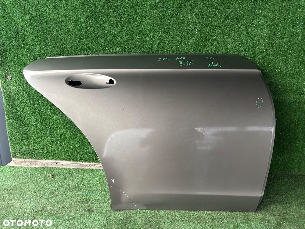 Mercedes CLS 219 drzwi tylne prawe - 1