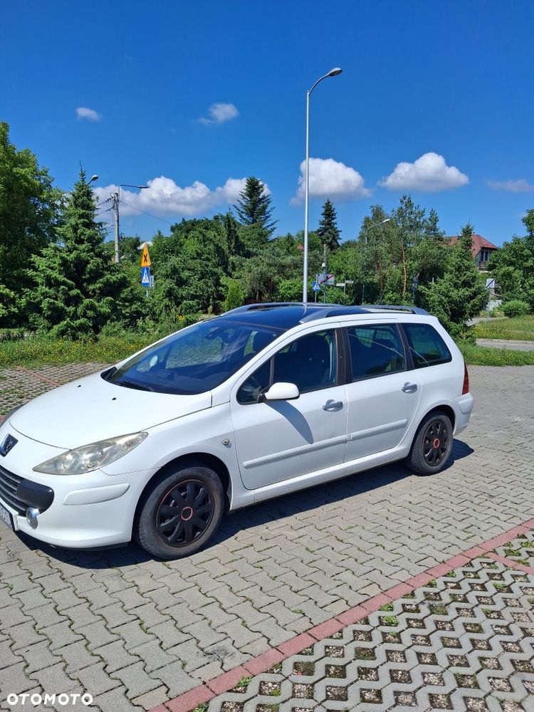 Peugeot 307 - 1