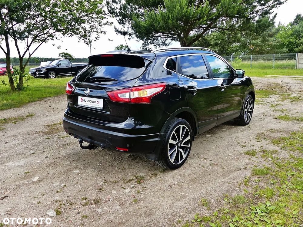 Nissan Qashqai 1.6 dCi Xtronic TEKNA+ - 8