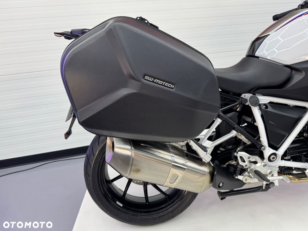 BMW R - 10