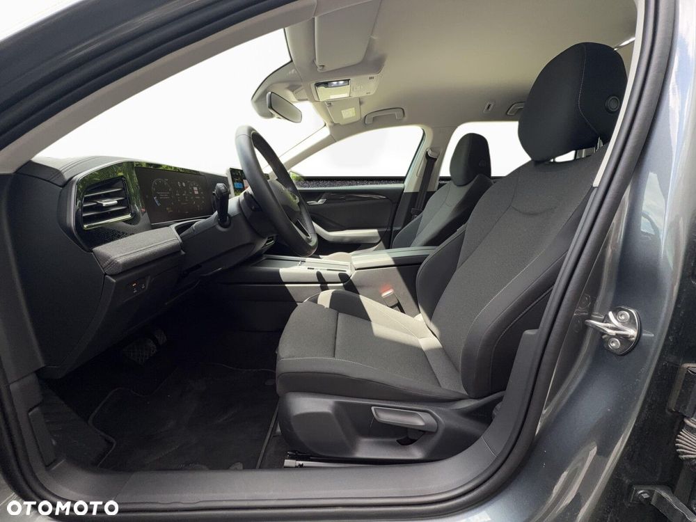 Volkswagen Passat - 26
