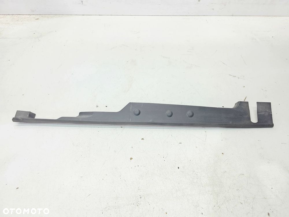NAKŁADKA BŁOTNIKA PRAWA AUDI A5 8W SPORTBACK 8W6820582E - 2