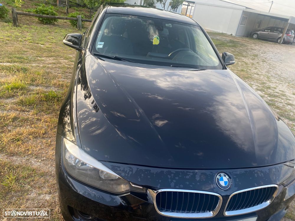 BMW 318 d xDrive Line Sport - 8