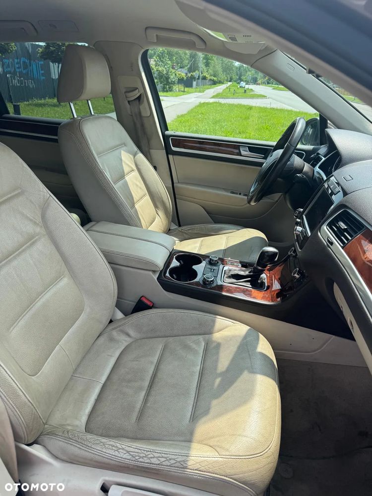 Volkswagen Touareg 3.0 V6 TDI BMT - 14