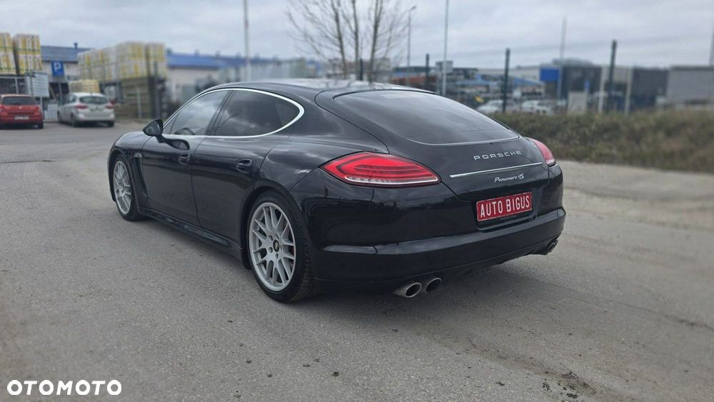 Porsche Panamera - 6