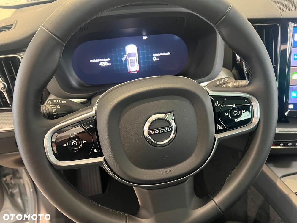 Volvo XC 60 T8 Plug-In Hybrid AWD Ultimate Dark - 28