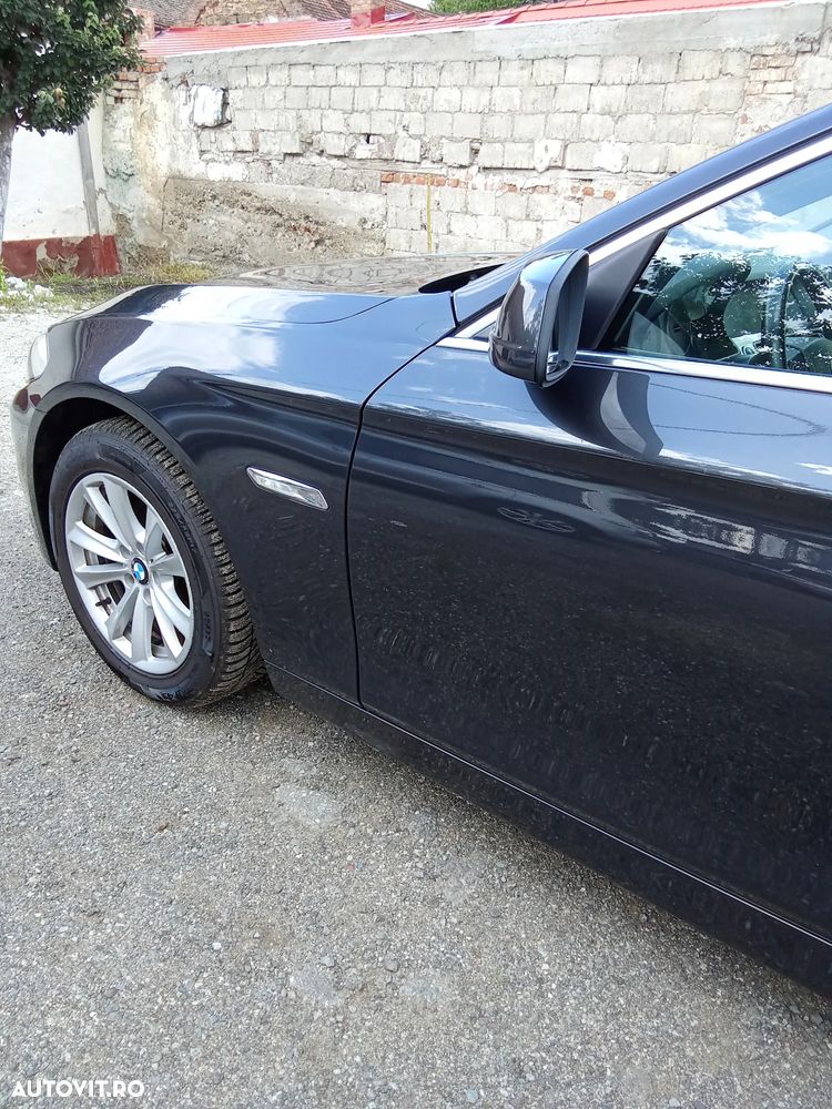 BMW Seria 5 520d Luxury Line - 8