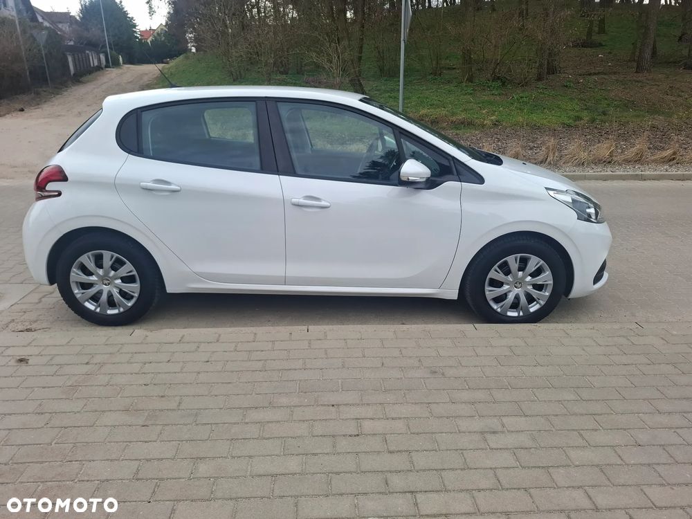 Peugeot 208 1.2 PureTech Active - 5