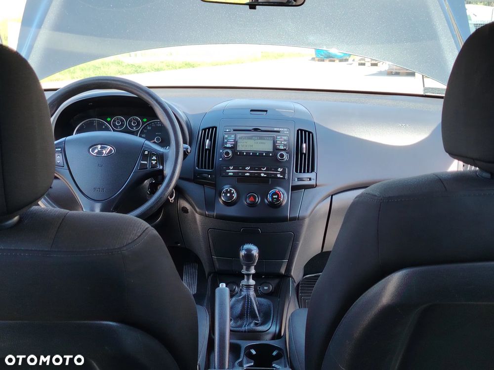 Hyundai i30 1.6 CRDi Style EU5 - 25