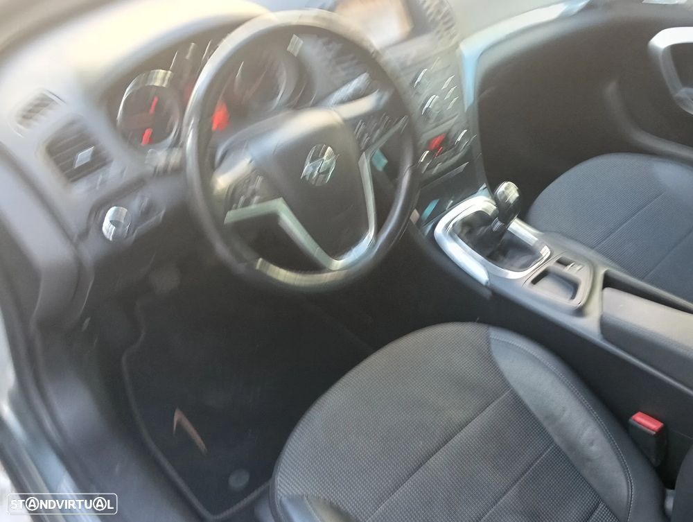 Opel Insignia Sports Tourer 2.0 CDTi Cosmo ecoFLEX - 12