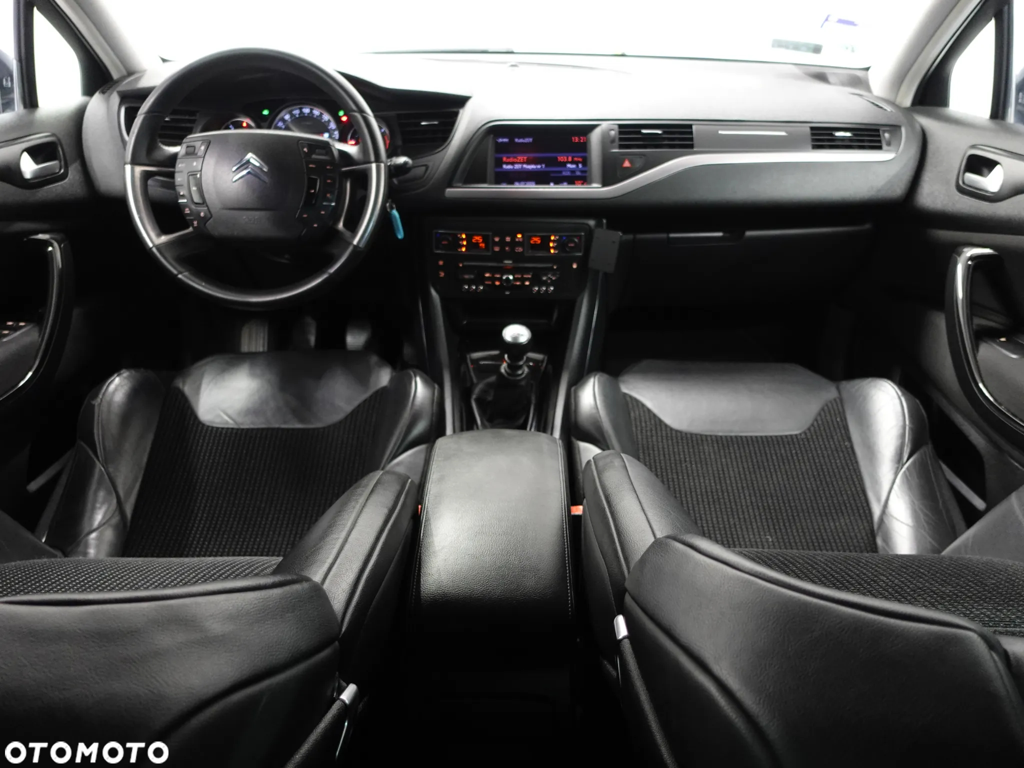 Citroën C5 Tourer HDi 165 FAP Exclusive - 31