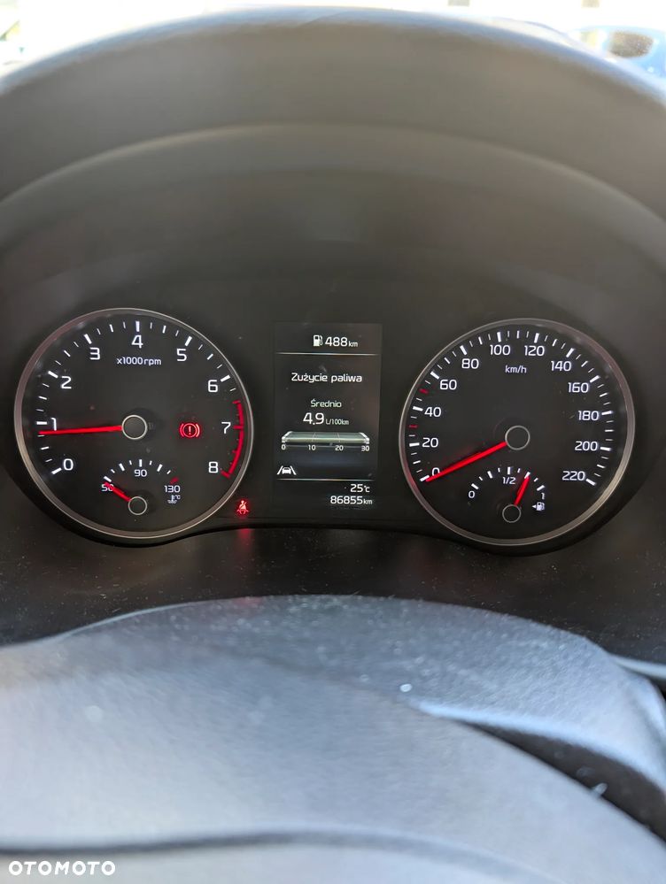 Kia Stonic 1.2 L Business Line - 25