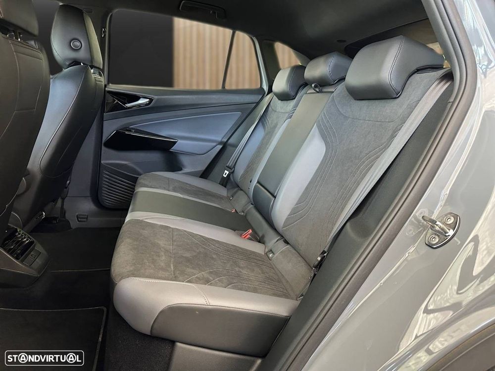 VW ID.4 52 kWh Pure - 11