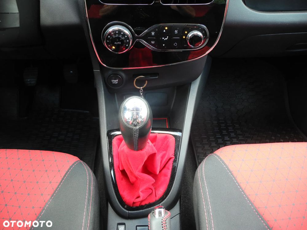 Renault Clio - 13