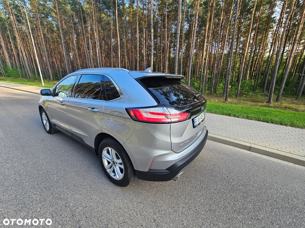 Ford Edge - 8
