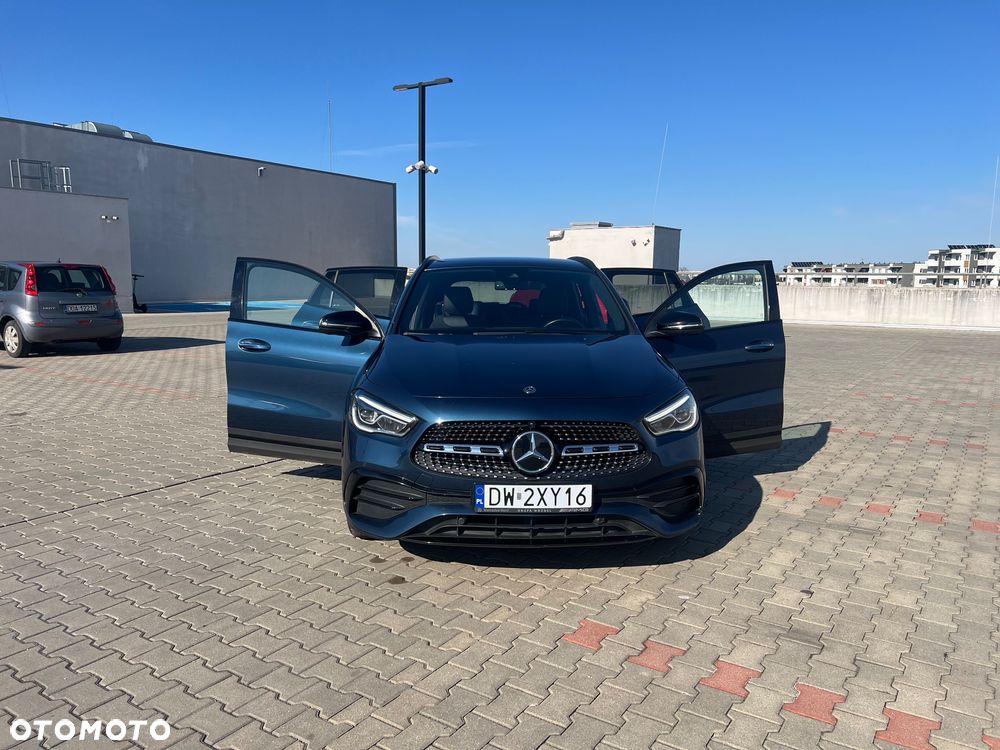 Mercedes-Benz GLA 200 AMG Line - 8