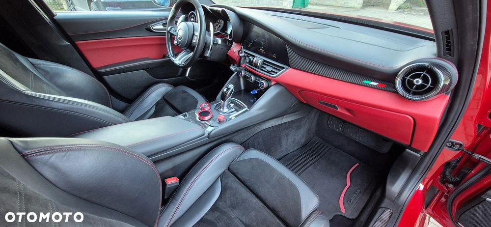 Alfa Romeo Giulia 2.9 Bi Turbo V6 Quadrifoglio Nring - 23