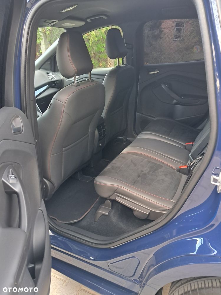 Ford Kuga 2.0 TDCi 4x4 ST-Line - 10