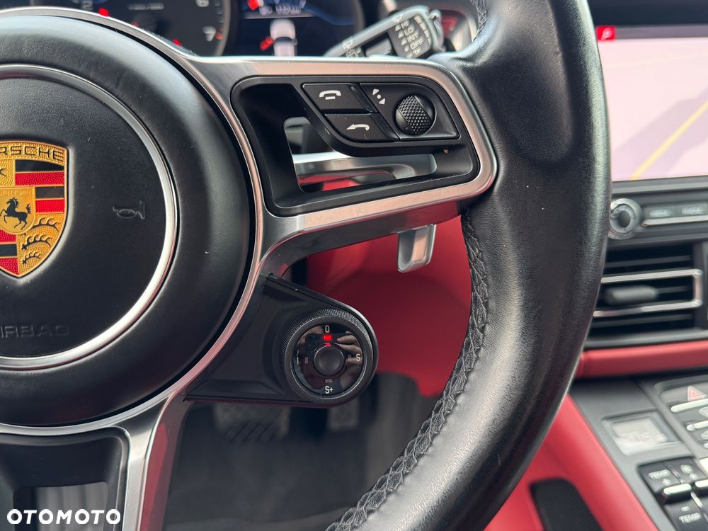 Porsche Macan - 28