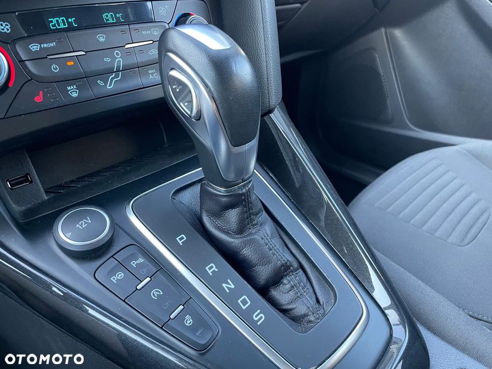 Ford Focus 1.0 EcoBoost Titanium ASS PowerShift - 26
