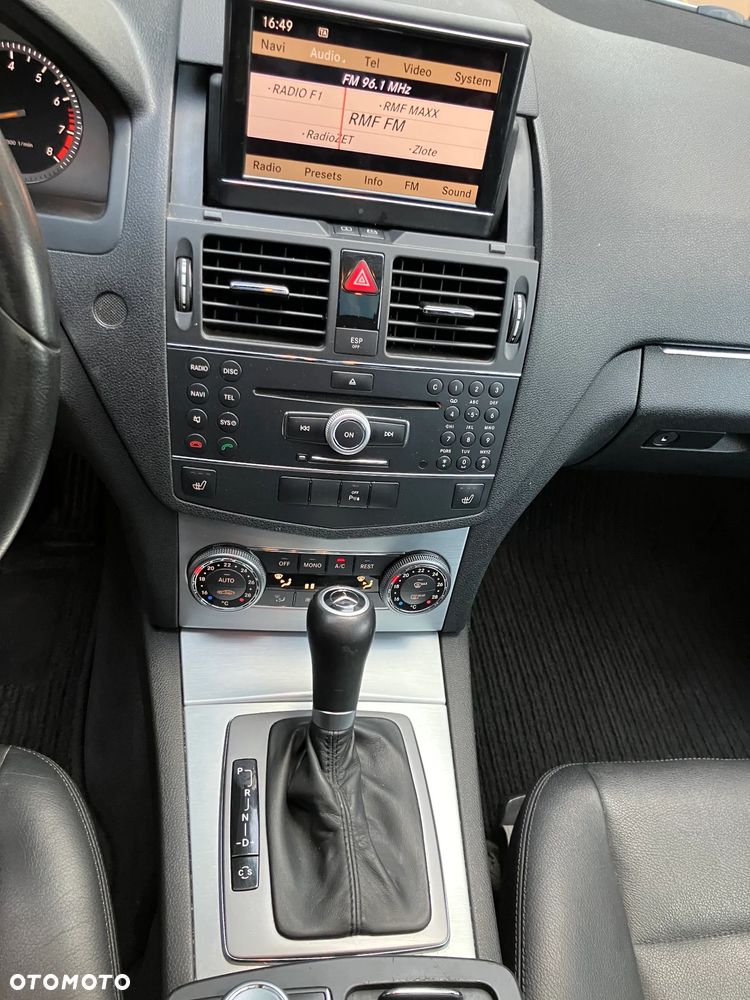 Mercedes-Benz Klasa C 350 7G-TRONIC Avantgarde - 22