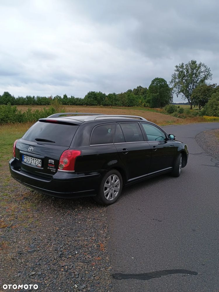 Toyota Avensis 2.0 D-4D Sol plus+NAVI - 6