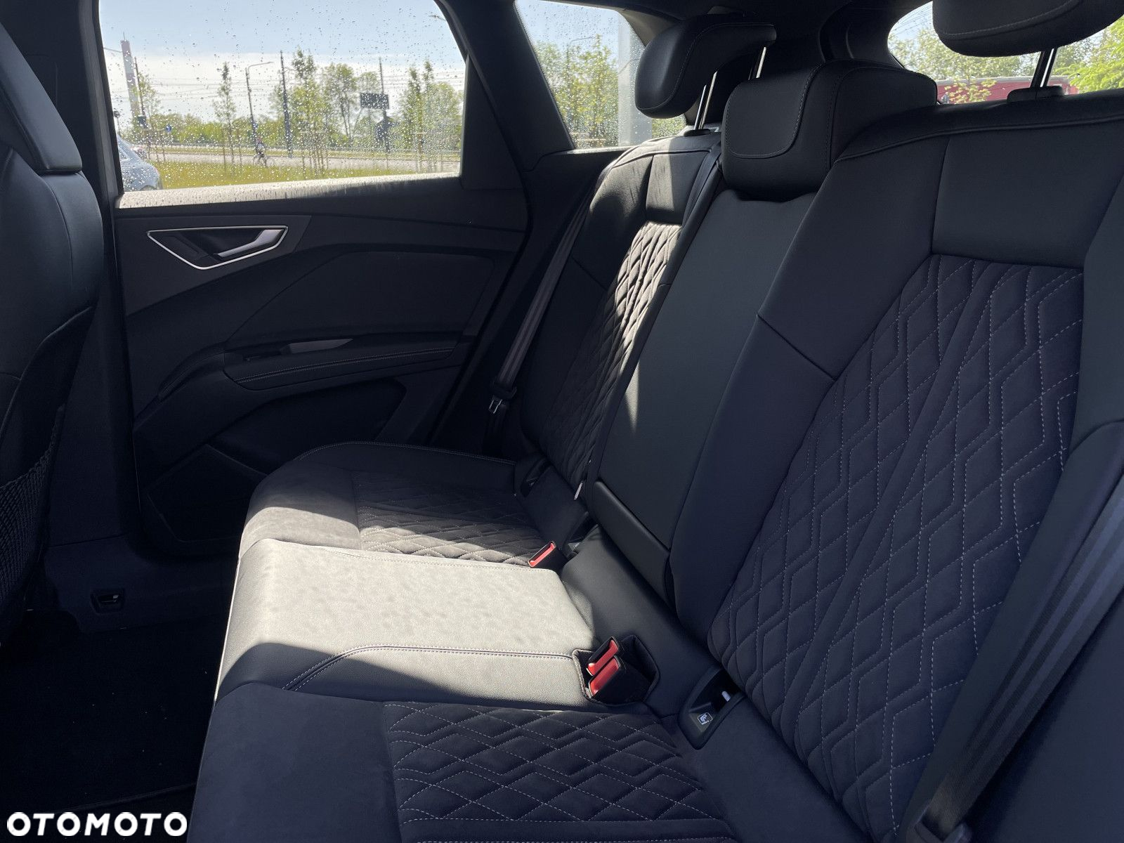 Audi Q4 - 9