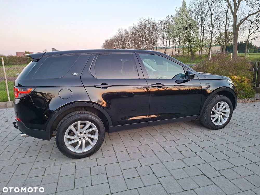Land Rover Discovery Sport TD4 SkyView Edition - 9