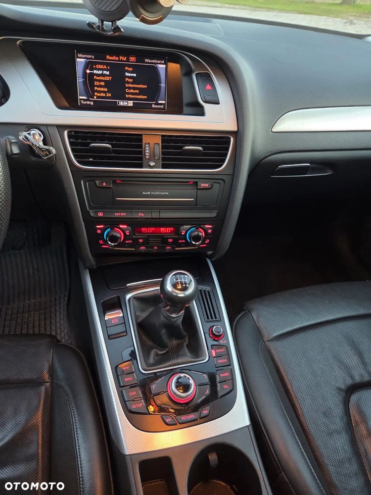 Audi A4 Limousine - 39