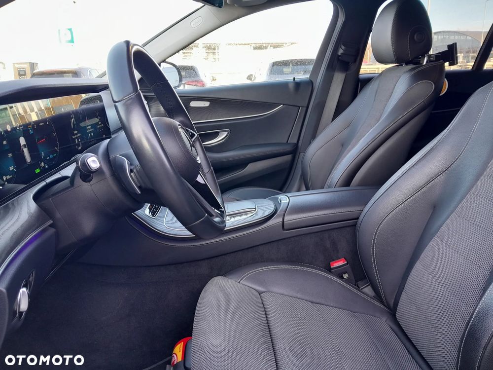 Mercedes-Benz Klasa E 220 d 4-Matic Avantgarde - 10