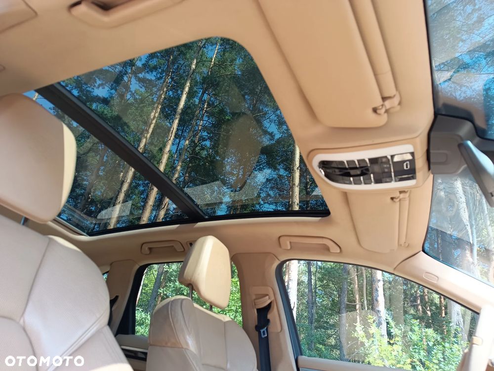 Porsche Cayenne - 14