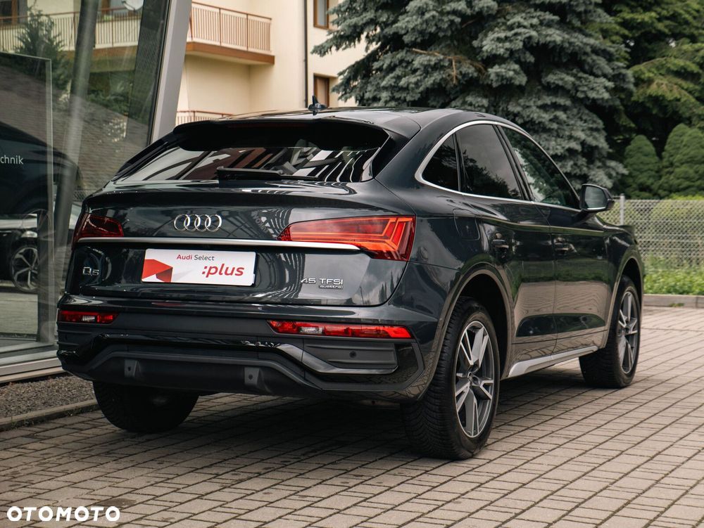 Audi Q5 Sportback - 13