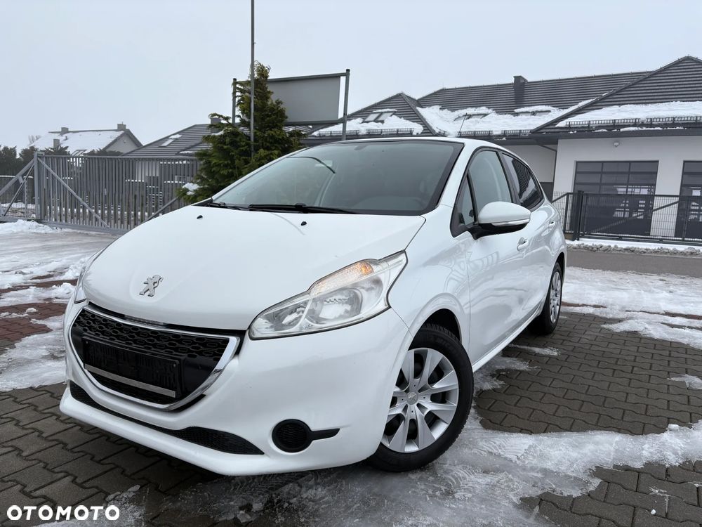Peugeot 208 PureTech 82 Allure - 2