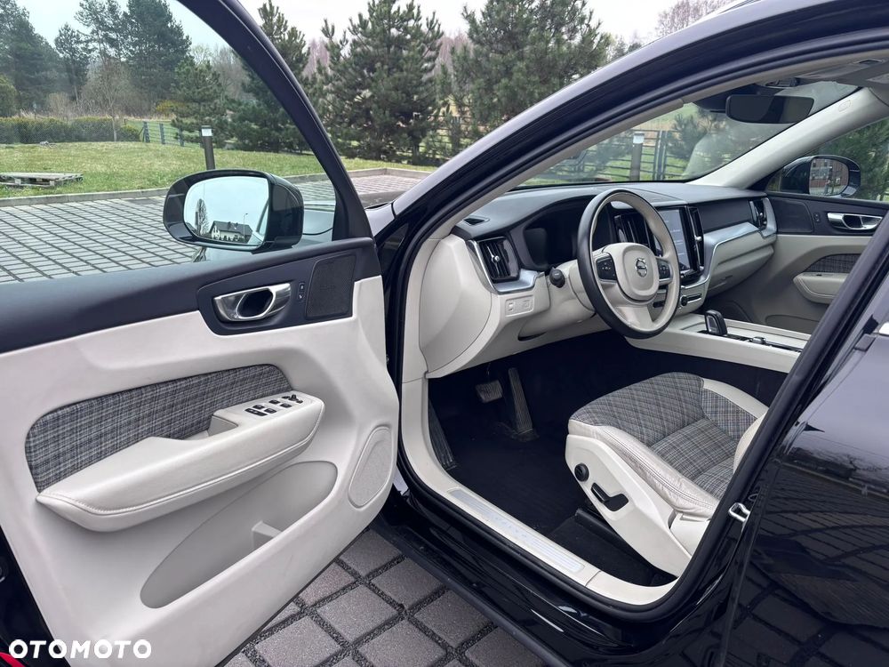 Volvo XC 60 - 17