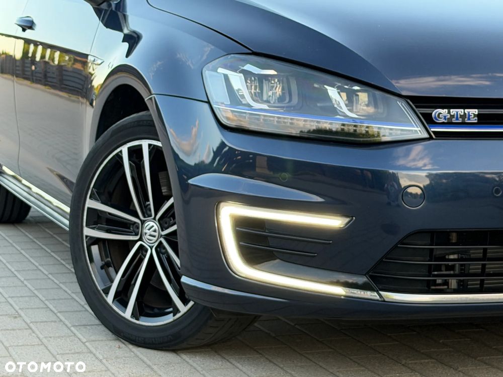 Volkswagen Golf - 21