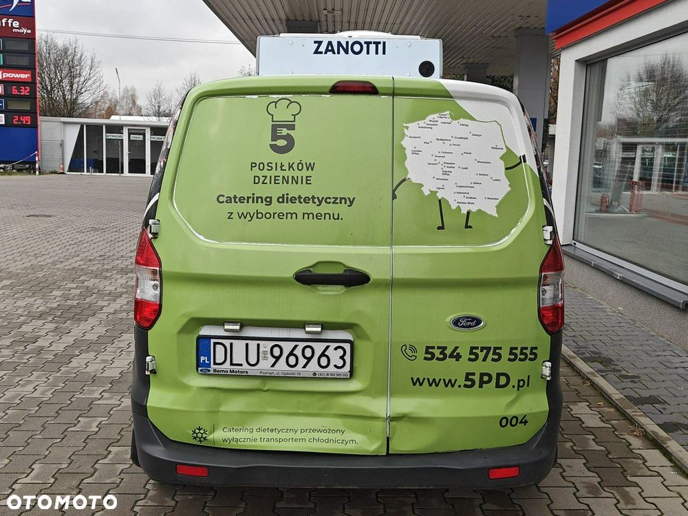 Ford Transit Courier - 6