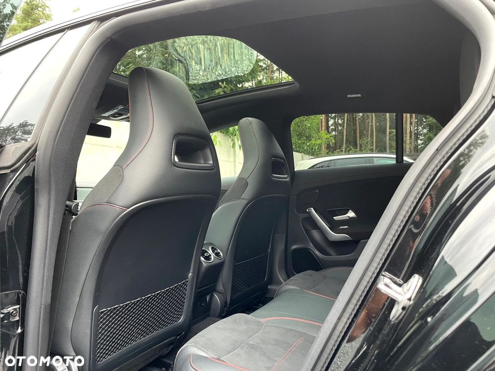 Mercedes-Benz CLA 200 d 8G-DCT AMG Line - 19