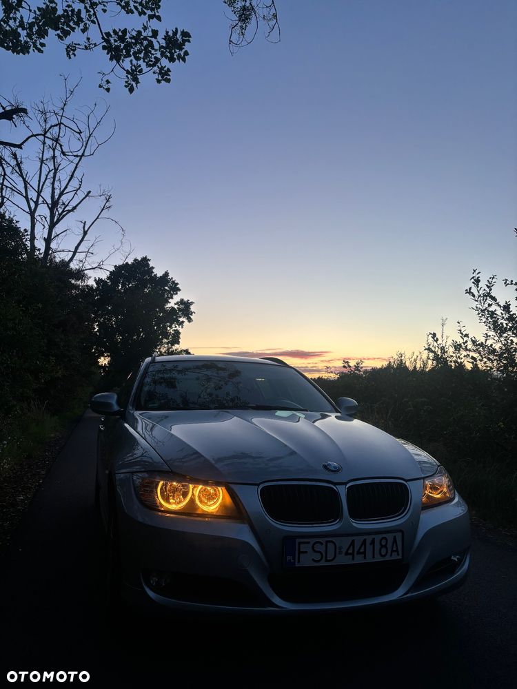 BMW Seria 3 318d DPF - 17
