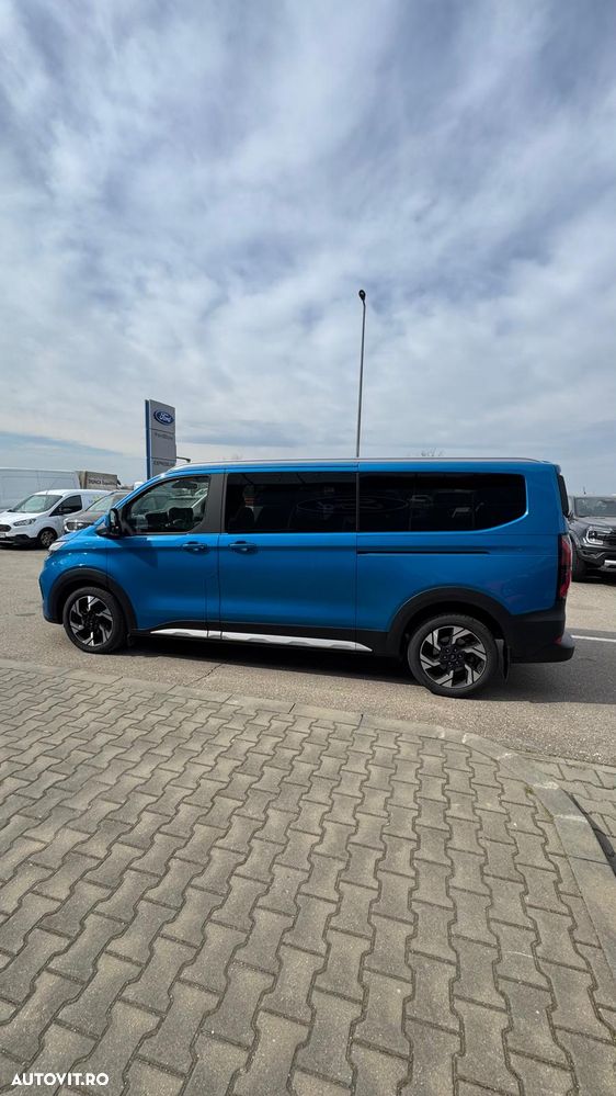 Ford Tourneo Custom Bus 320 2.0 EcoBlue 170 CP L2H1 Active Aut. - 5
