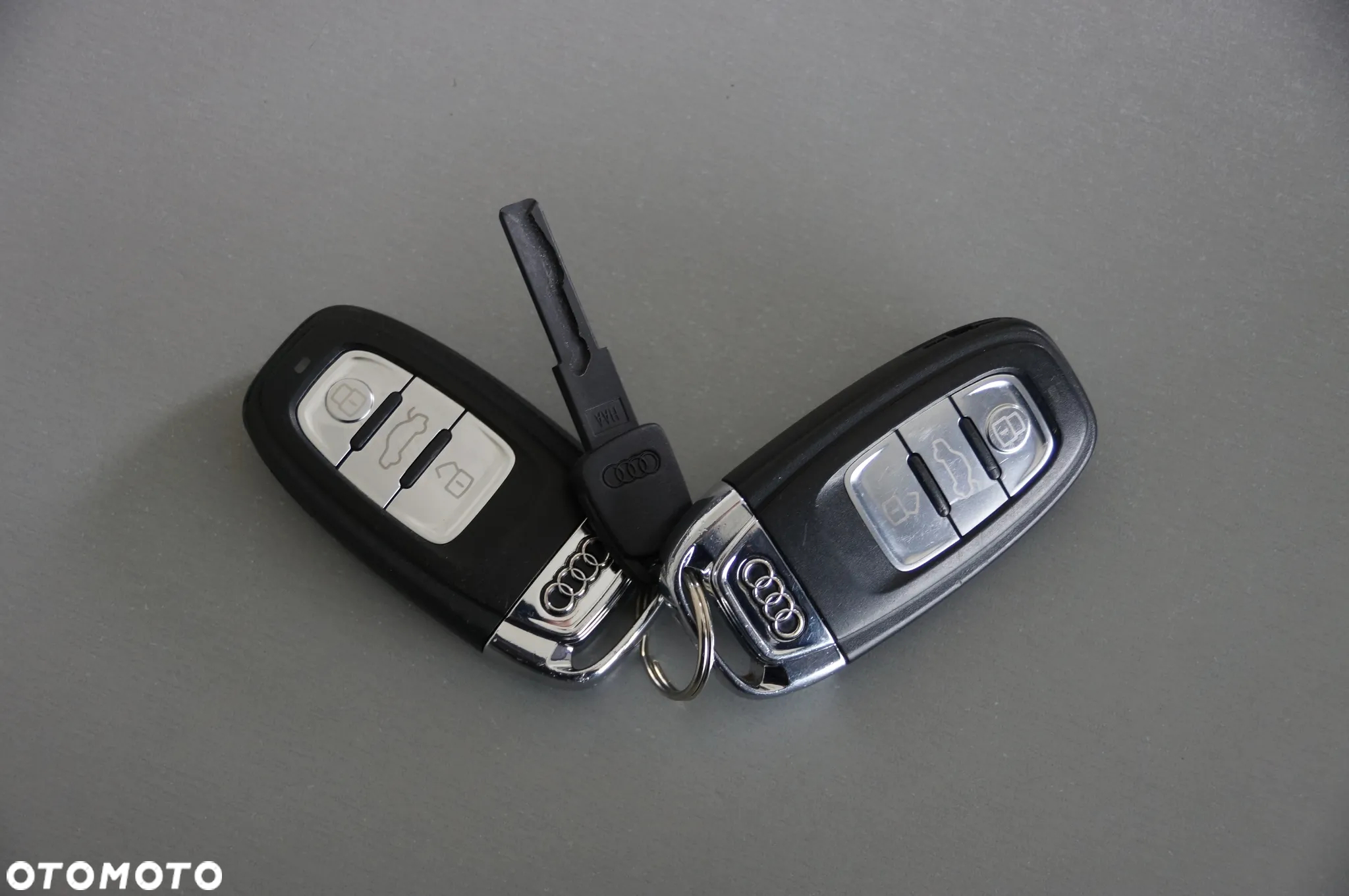 Audi A6 Avant 2.0 TDI Ultra S tronic - 32