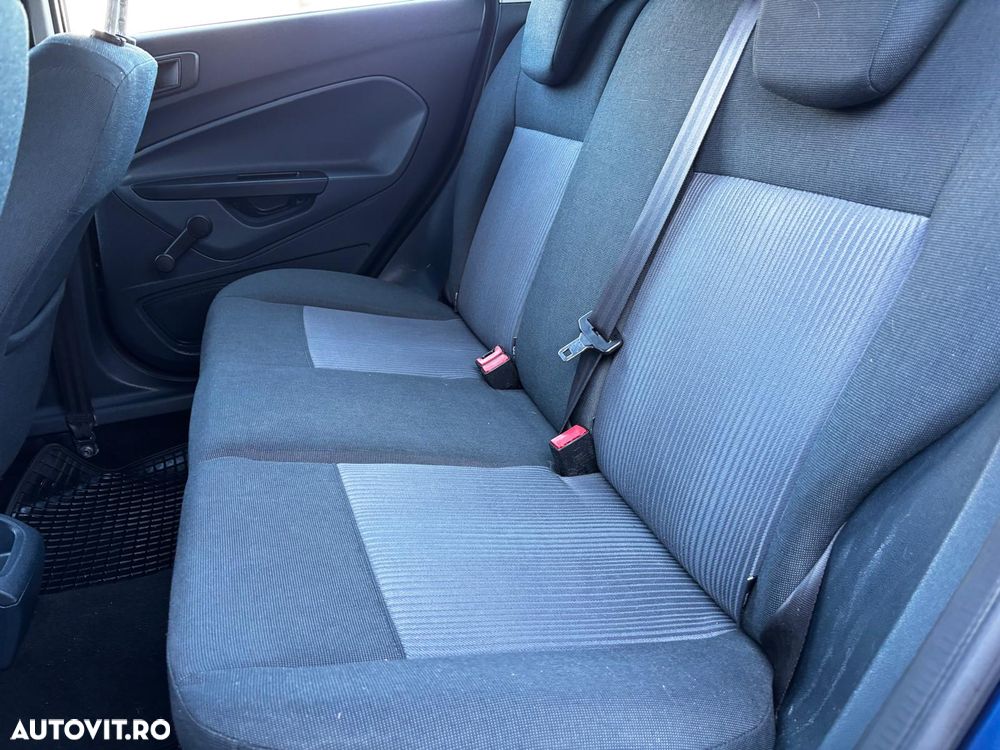 Ford Fiesta 1.4 TDCI Ghia - 8